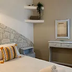 Kastro Studios Apartment