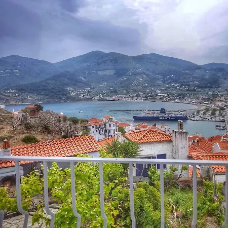 Kastro * Skopelos stad