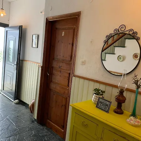 Kastro Studios Skopelos Town