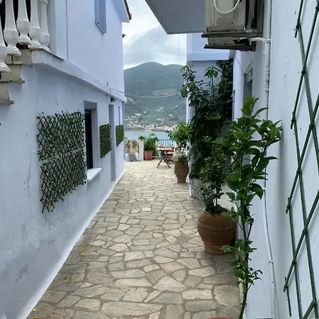 Kastro Studios Skopelos Town