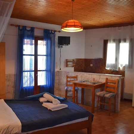 Kastro Studios Apartment