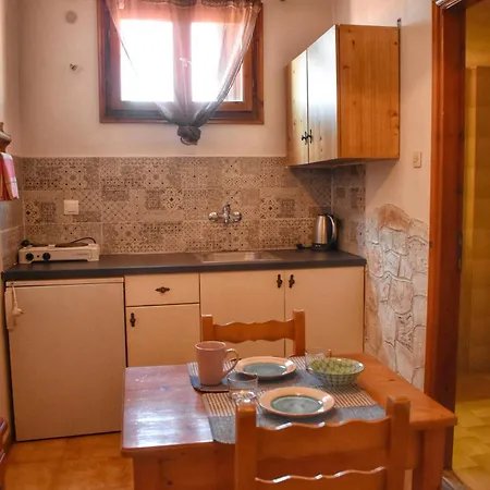 Kastro Studios Apartment